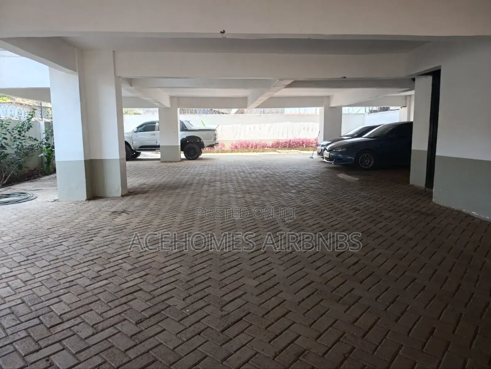 Luxe Studio With Lift and Parking