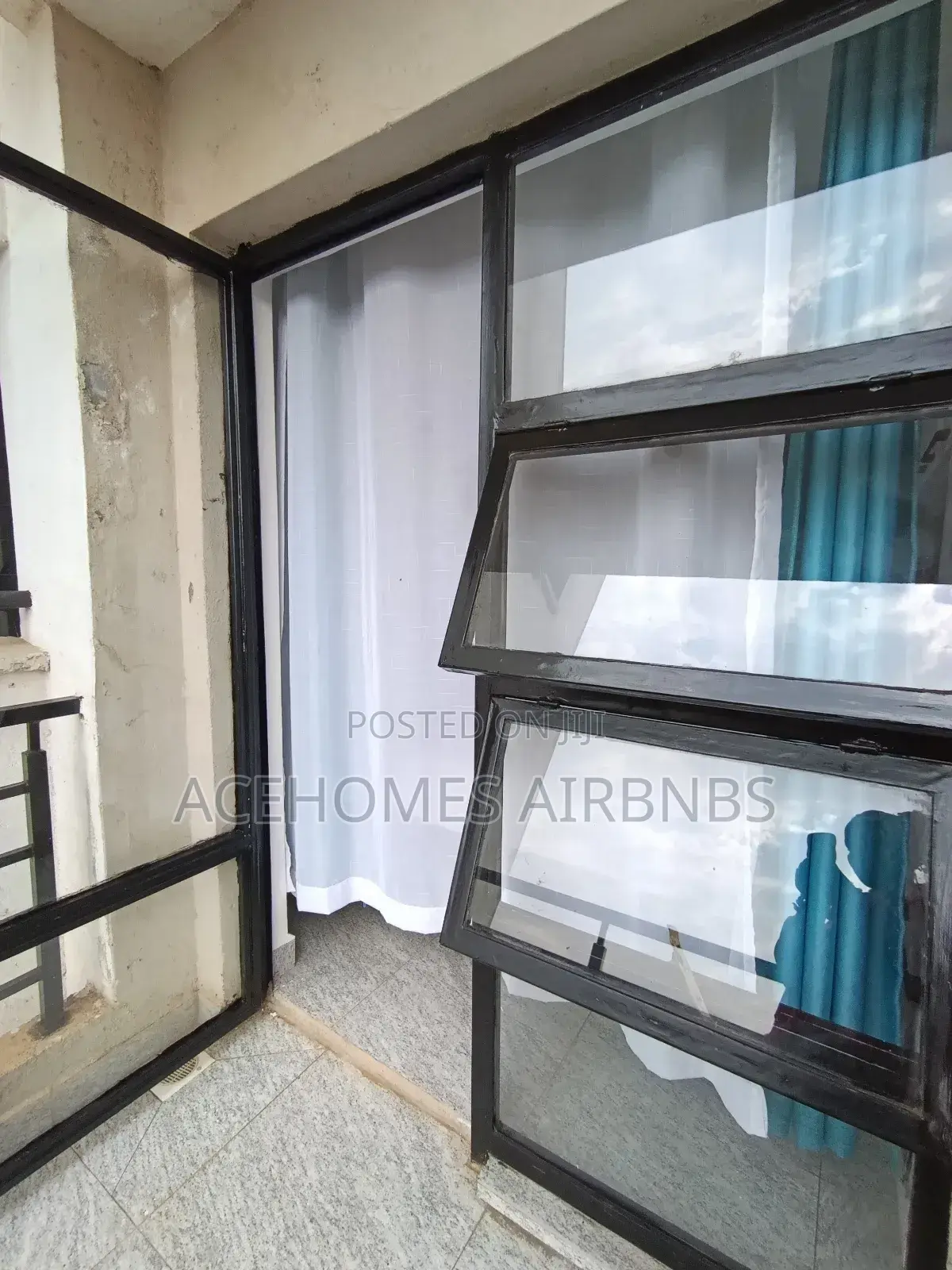 Luxe Studio With Lift and Parking