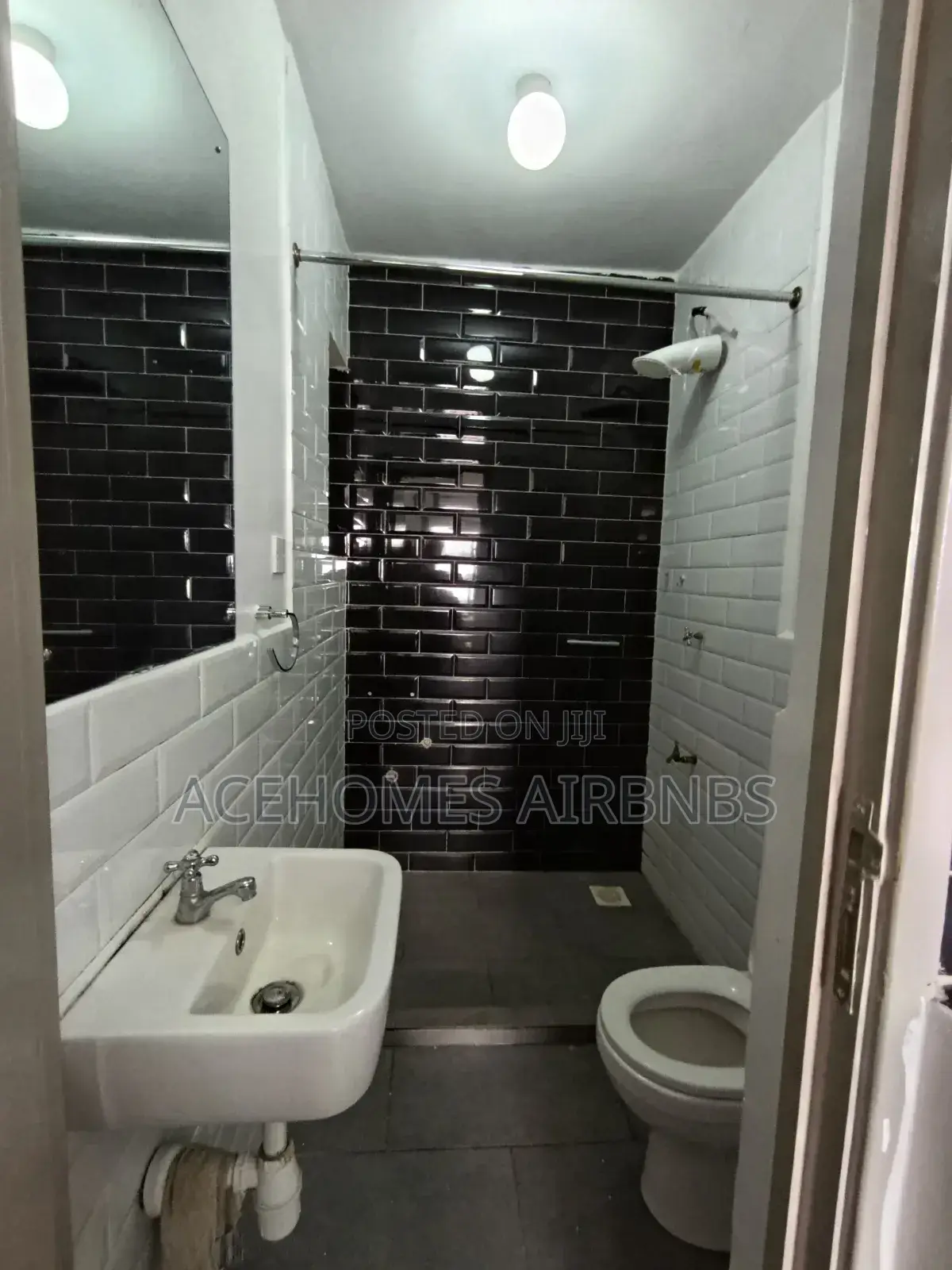 Luxe Studio With Lift and Parking