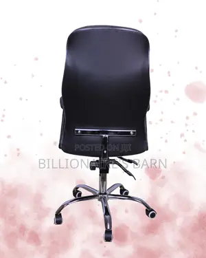 Comfy Executive Leather Office Chair | Mesh Backrest