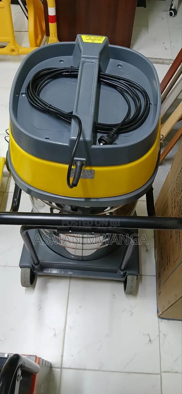 Heavy Duty Vacuum Cleaning Machine 70l - thumbnail 4