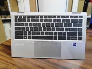 Laptop HP EliteBook 1040 G8 16GB Intel Core i7 SSD 512GB