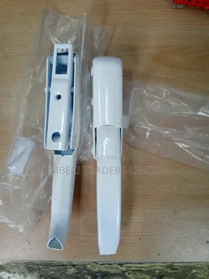 Nissan Hardbody Tailgate Handle
