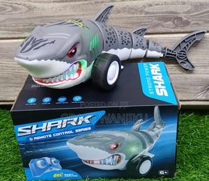 *Shark Toy* - thumbnail 2