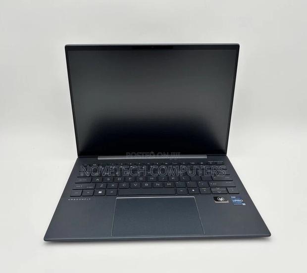 Laptop HP Dragonfly G3 16GB Intel Core I7 SSD 512GB