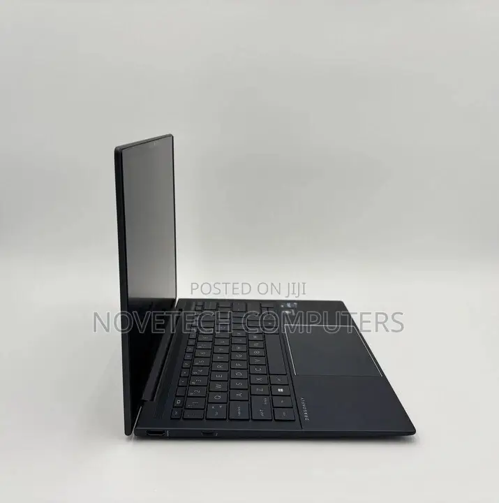 Laptop HP Dragonfly G3 16GB Intel Core I7 SSD 512GB