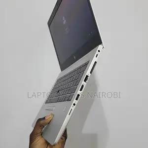 Laptop HP EliteBook 735 G5 8GB AMD Ryzen 7 SSD 256GB
