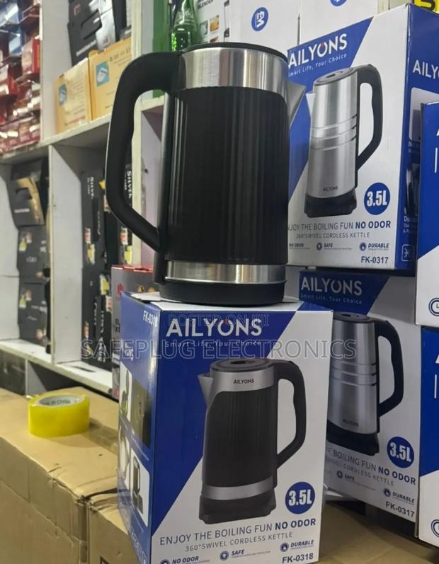 Ailyons 3.5ltrs Black Kettle - main view