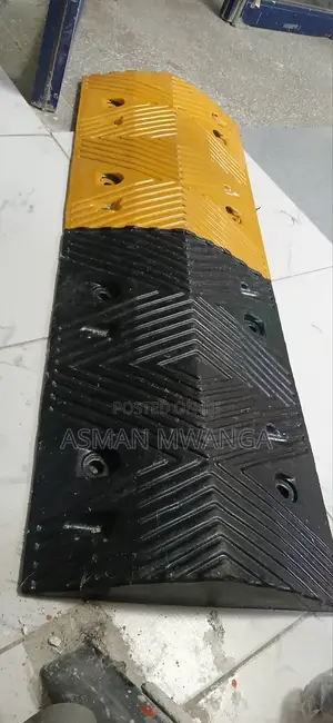 Traffic Road Bamp Rubber