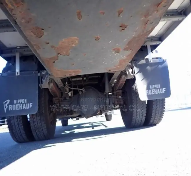 Isuzu Elf 2017 Freezer