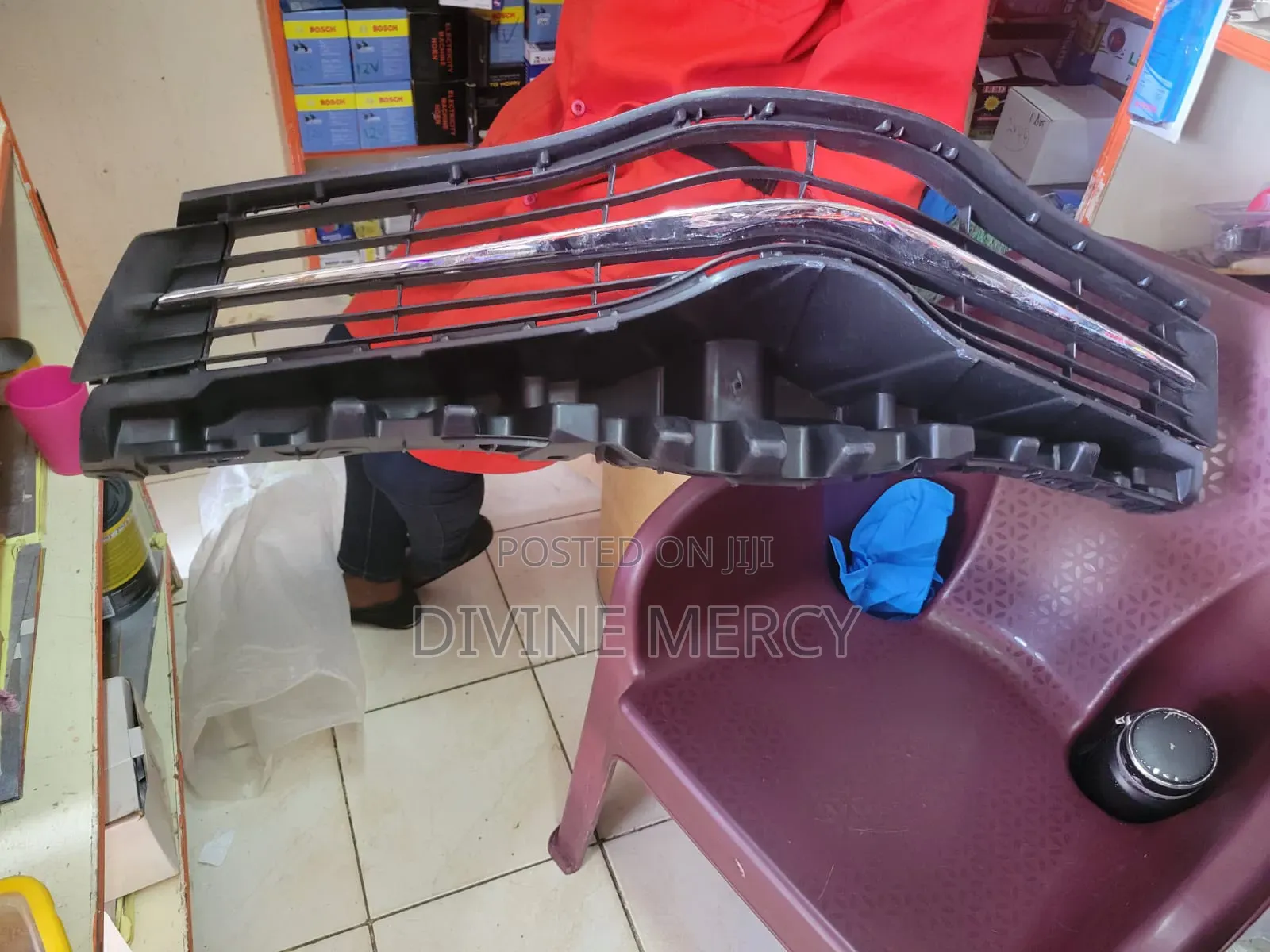 Front Grill Toyota Vitz