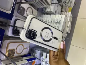 Lifeka Luxury Plating Clear Magnetic Case for iPhone 11