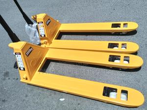 3000kg Pallet Truck - thumbnail 2