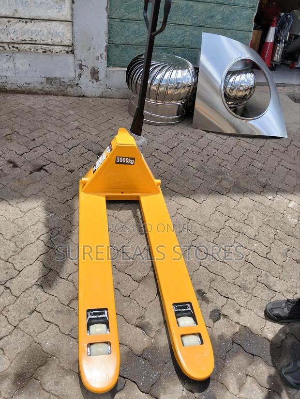 Hydraulic Hand Pallet Trolley - thumbnail 4