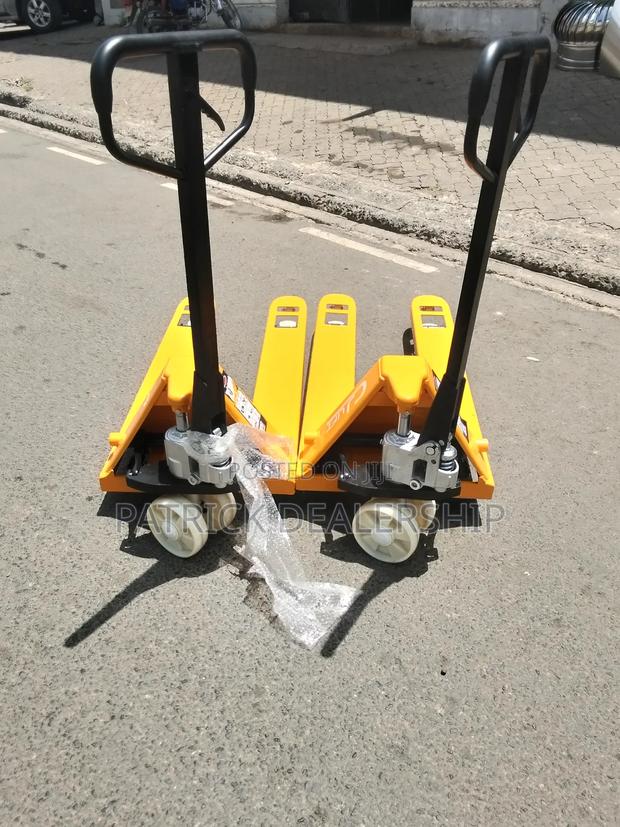 Hydraulic Pallet Truck - main view
