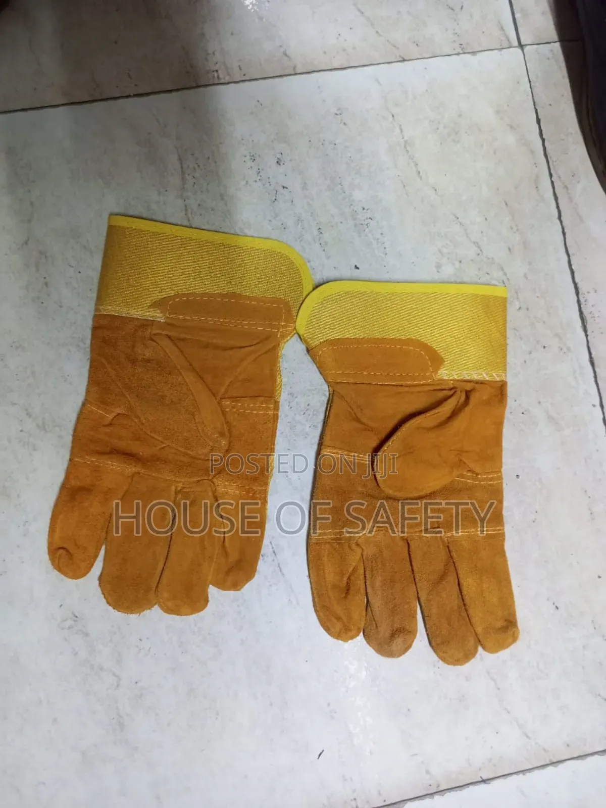 Short Leather Yellow And Grey