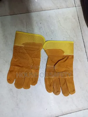 Short Leather Yellow And Grey