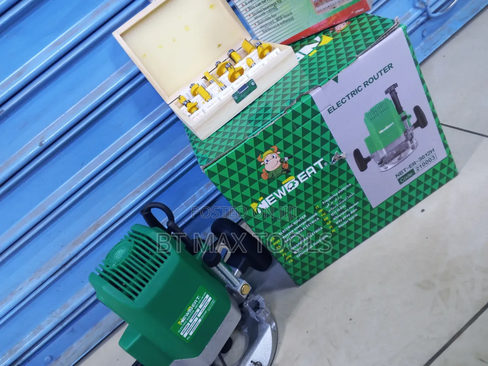 Newbeat Electric Wood Router Machine 1600wtts With 12pcs Router Bits