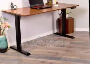 1.6m Electric Desk Standing Table