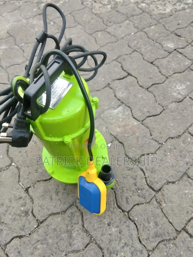 Submersible Water Pump - main view