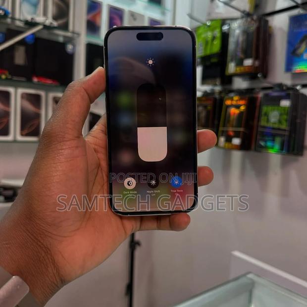 Apple iPhone 14 Pro 256 GB Silver - thumbnail 3