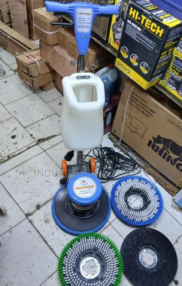 Floor Scrubber Machine
