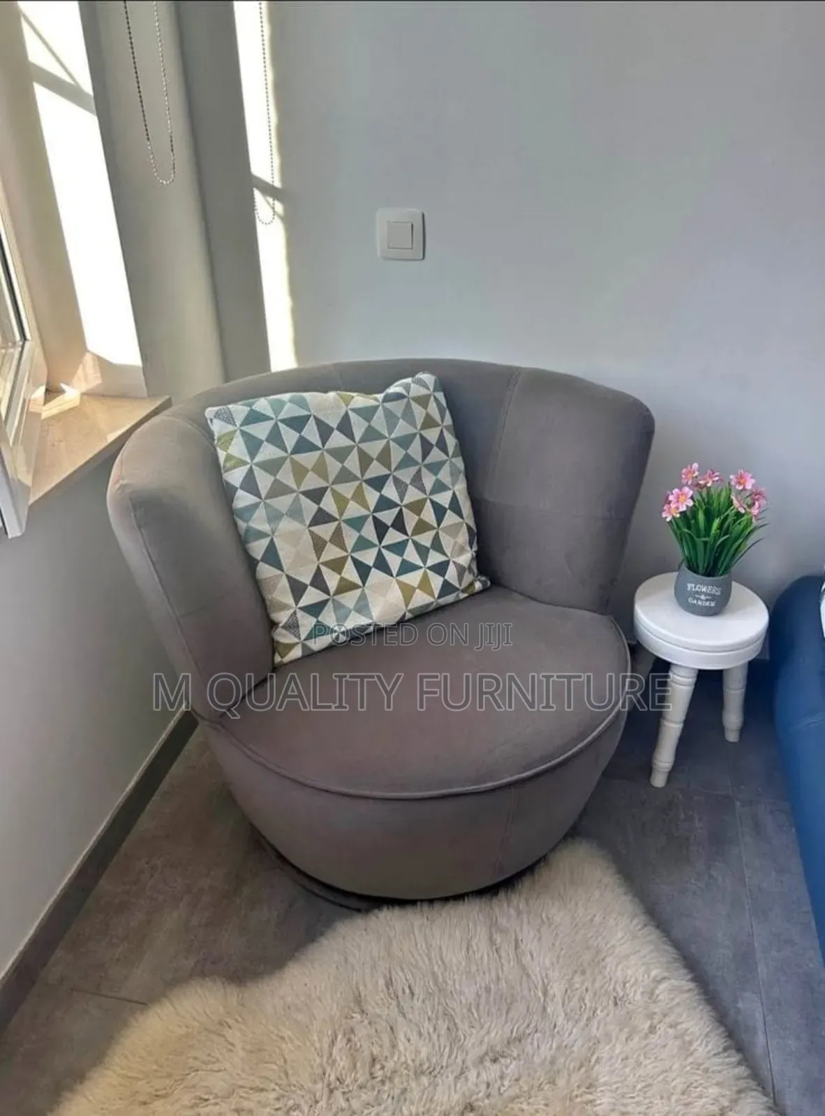 1 Seater Circular Sofas