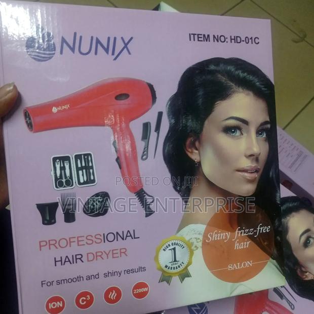 Nunix Blow Dryer With Accessories - main view