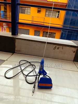Car Antenna / Universal Radio Aerial