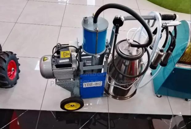 Single Barrel Milking Machine - main view