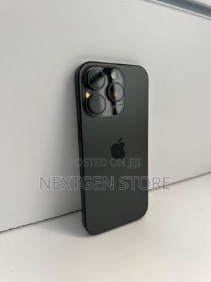 Apple iPhone 16 Pro 128 GB Black - main view