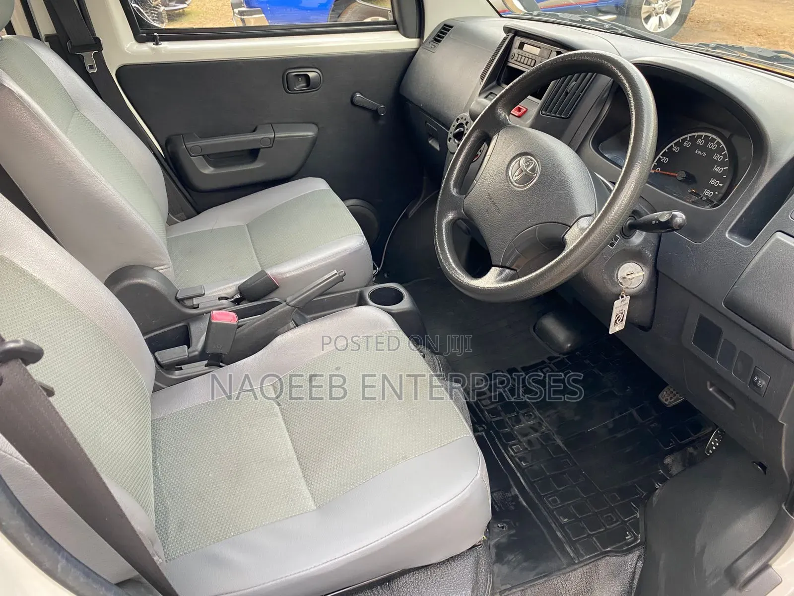 Toyota TownAce 2018 White