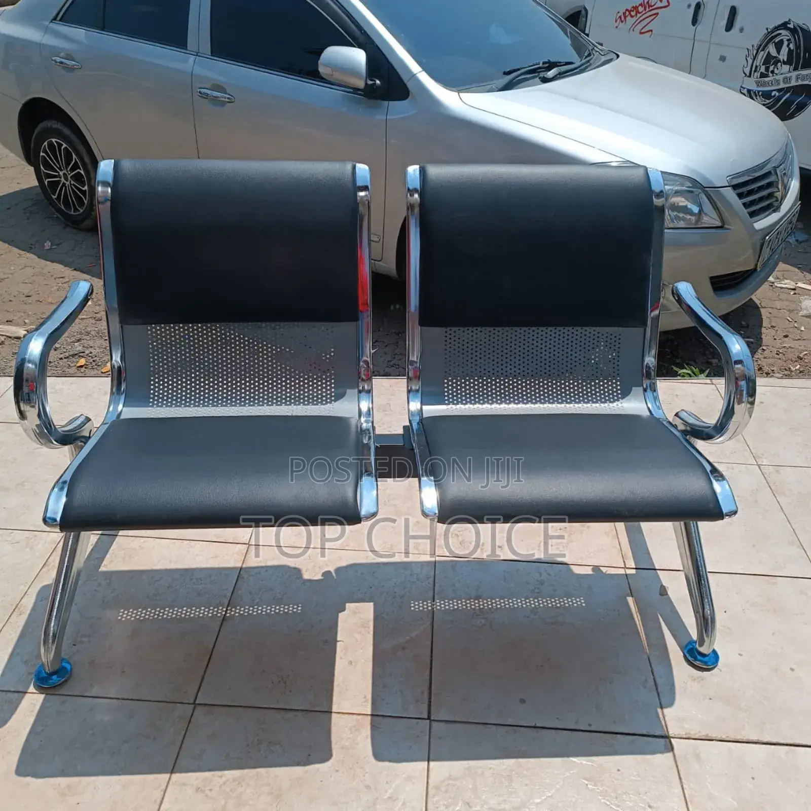Modern 2 Seater Link Chair