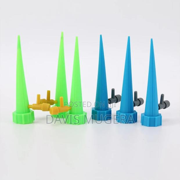 Automatic Drippers Plant Watering Spikes for Indoor Outdoor Use-10pc - thumbnail 3