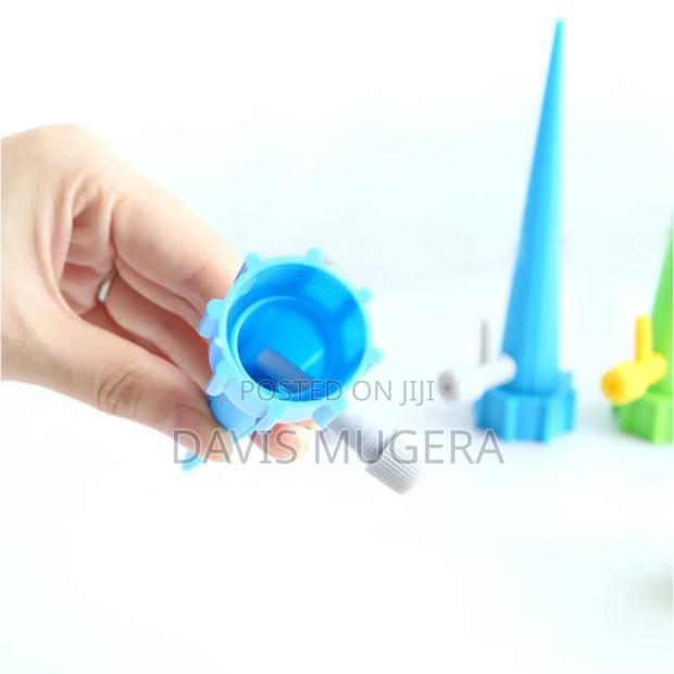 Automatic Drippers Plant Watering Spikes for Indoor Outdoor Use-10pc - thumbnail 4
