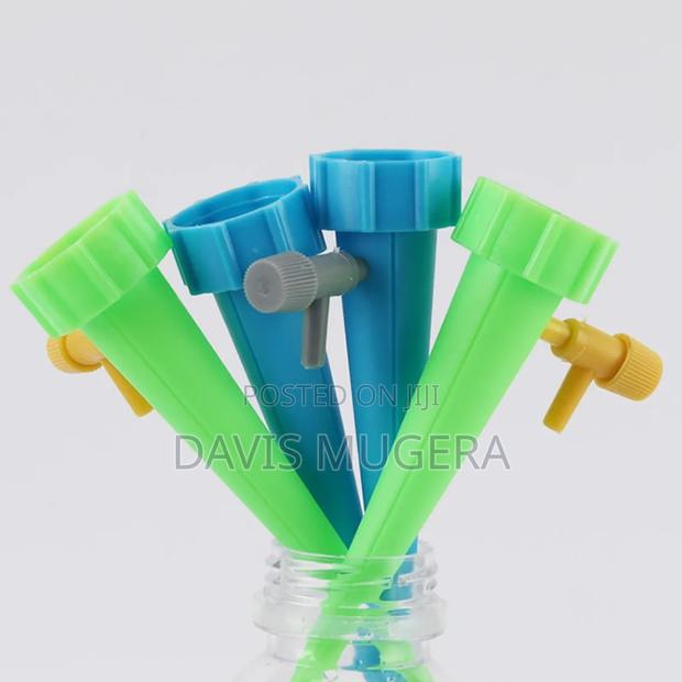 Automatic Drippers Plant Watering Spikes for Indoor Outdoor Use-10pc - thumbnail 6