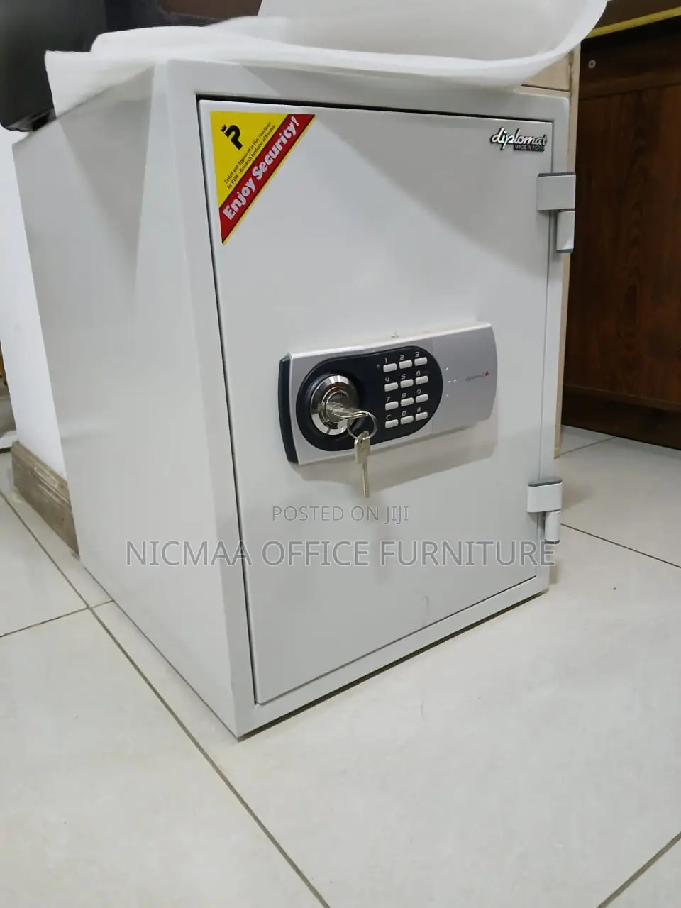 Diplomat Digital Safe