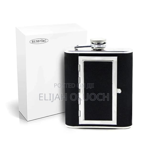 Stainless Steel Hip Flask With a Hidden Cigarette Storage - thumbnail 2