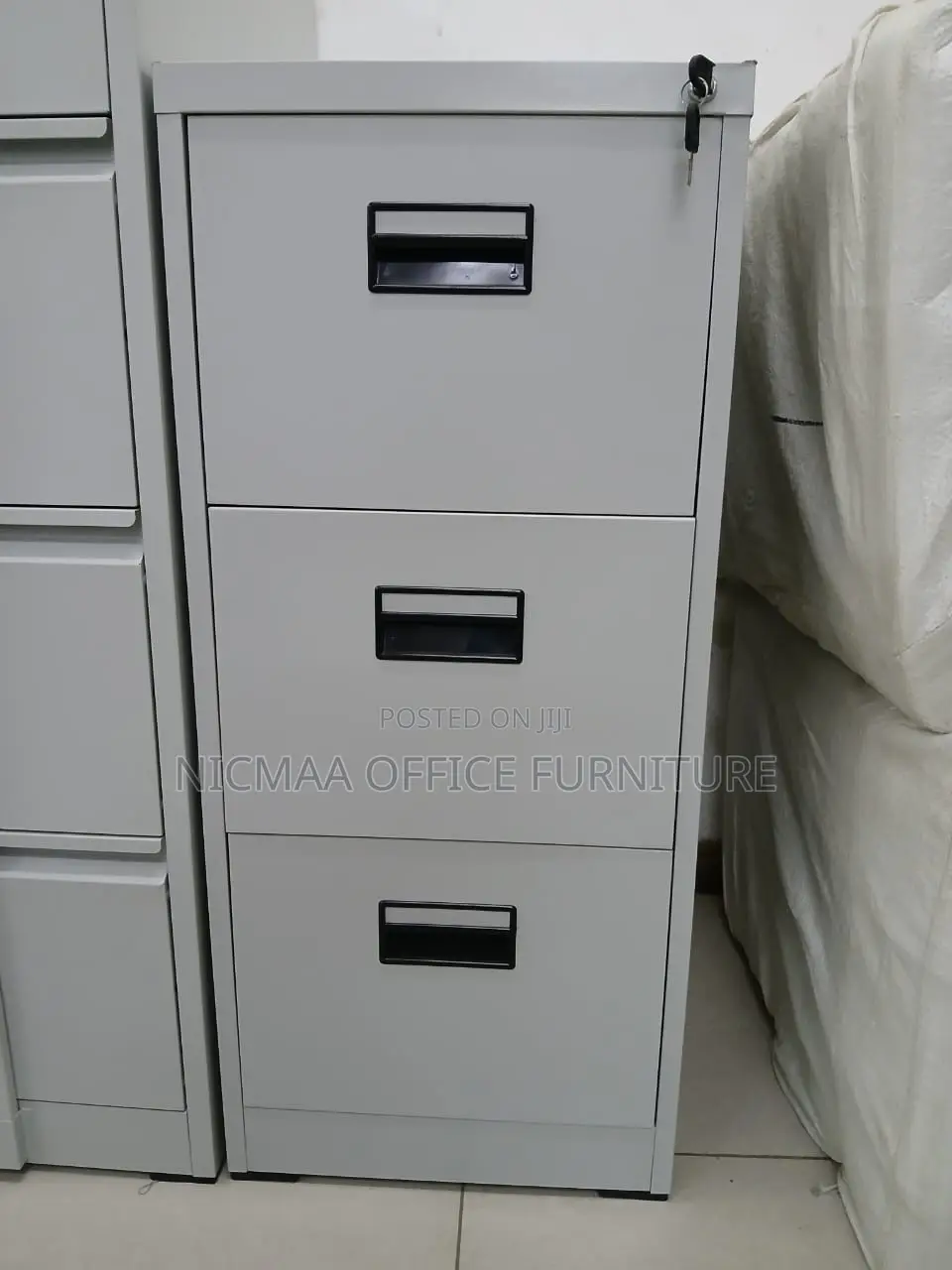 Sturdy 3-Drawer Metal Filing Cabinet