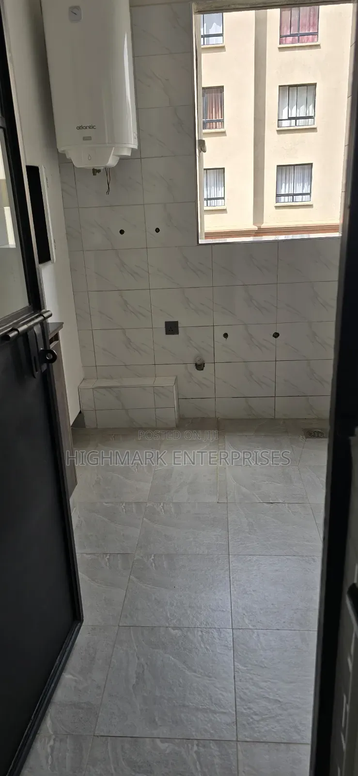 3bdrm Apartment in Syokimau for sale