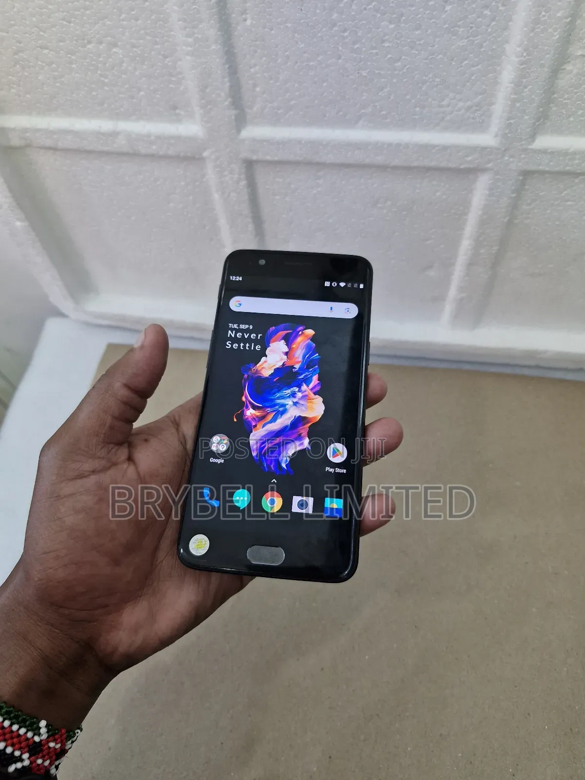 OnePlus 5 64 GB Gray