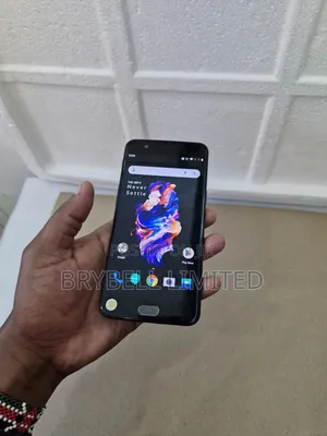 OnePlus 5 64 GB Gray