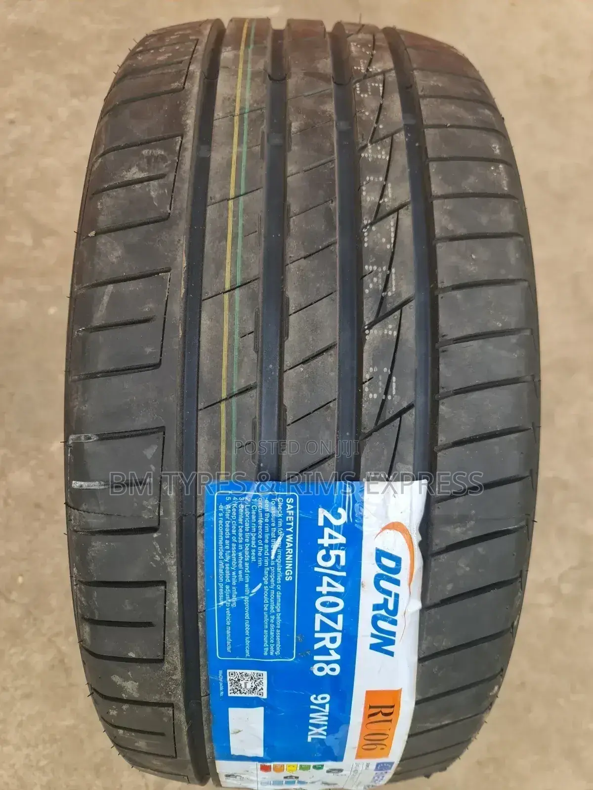 245 /40 R18 Durun