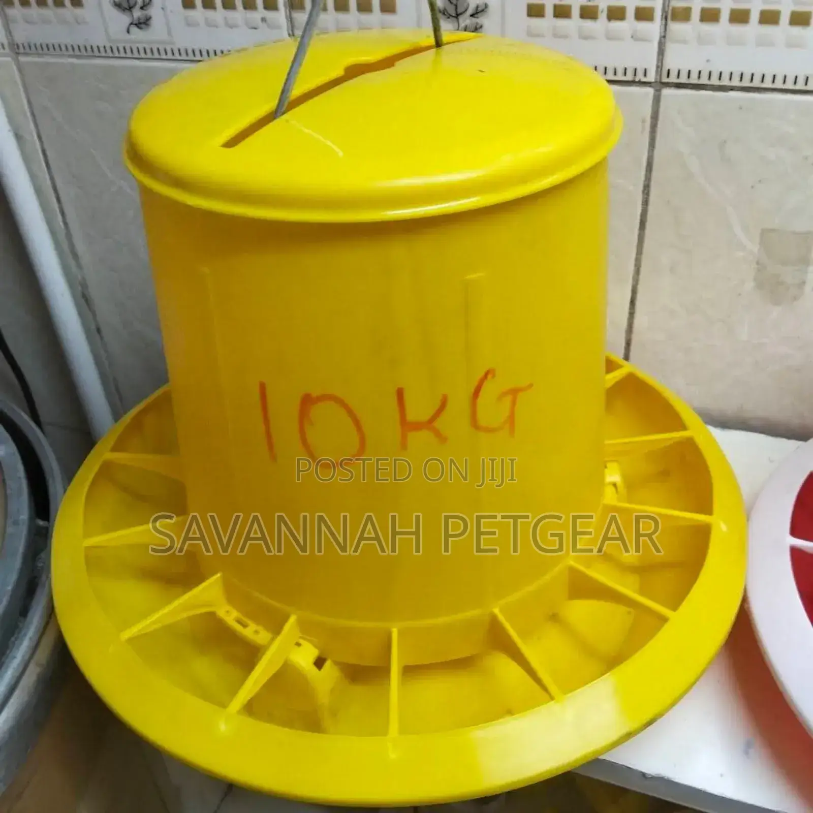 10kg Plastic Poultry Feeder for Chickens, Ducks, Geese, Quail,Pigeon.
