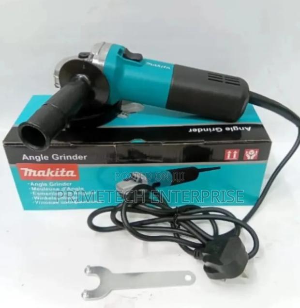 4" Makita Grinder With Cutting Disc - main view