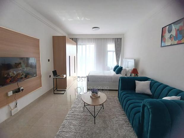 Studio Airbnb Apartment in Ruaka-Pool + Gym - main view