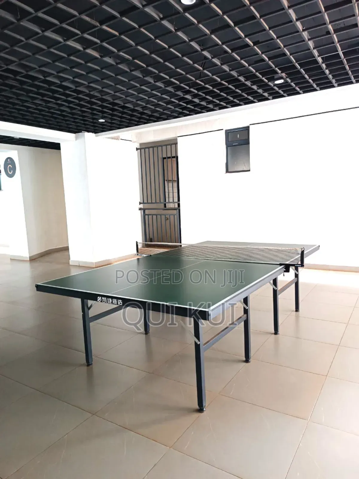 Studio Airbnb Apartment in Ruaka-Pool + Gym