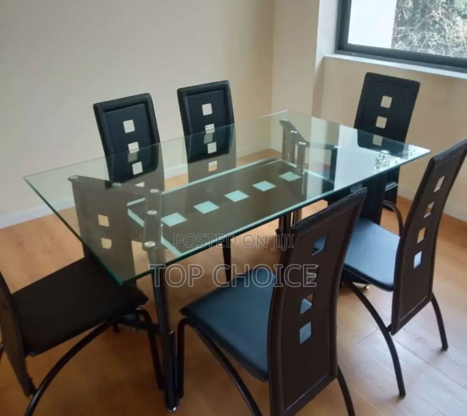 Exclusive Dining Set