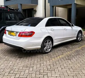 Mercedes-Benz E250 2010 Pearl