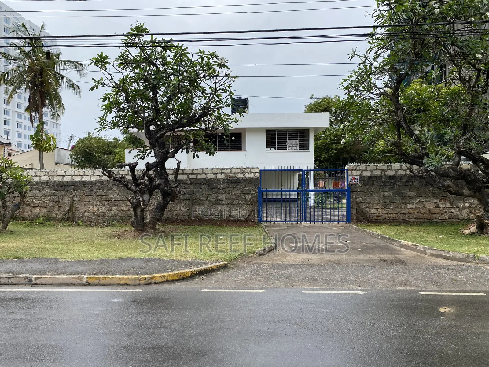 4bdrm Maisonette in Kizingo for sale